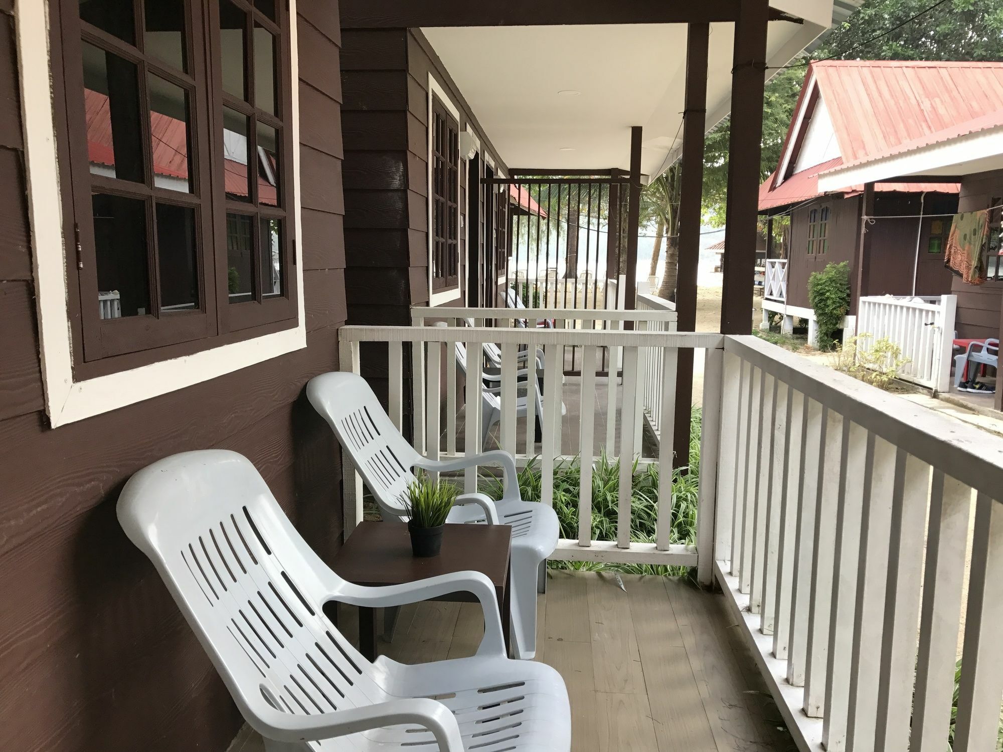 The Barat Perhentian Beach Resort Экстерьер фото